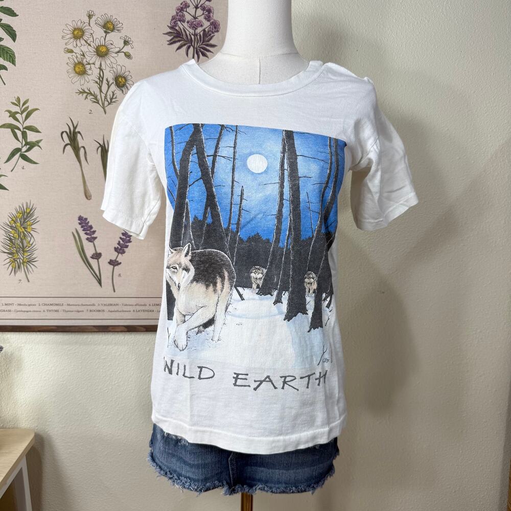 Vintage 90s Thrashed Wolf Moon Wild Earth Grunge Upcycle Project T-Shirt